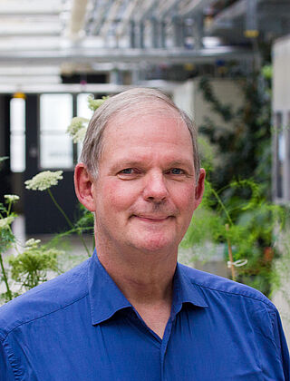 Dr. Holger Budahn