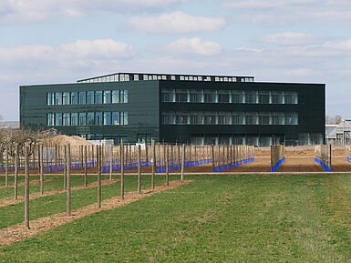 Exterior view of the new department building (erected 2018) in Dossenheim.