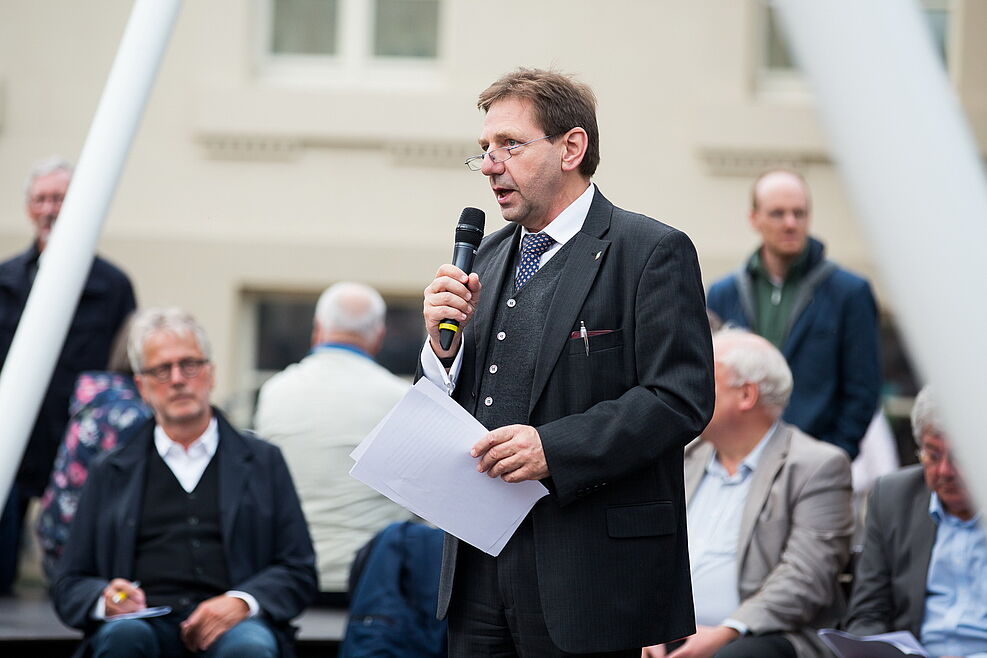 JKI-Präsident Backhaus spricht auf Zukunftsfragenrunde (27.9.17) in der Wissens-Cloud Burgplatz BS