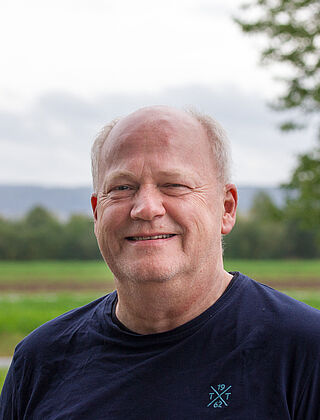 Dr. Frank Hartung