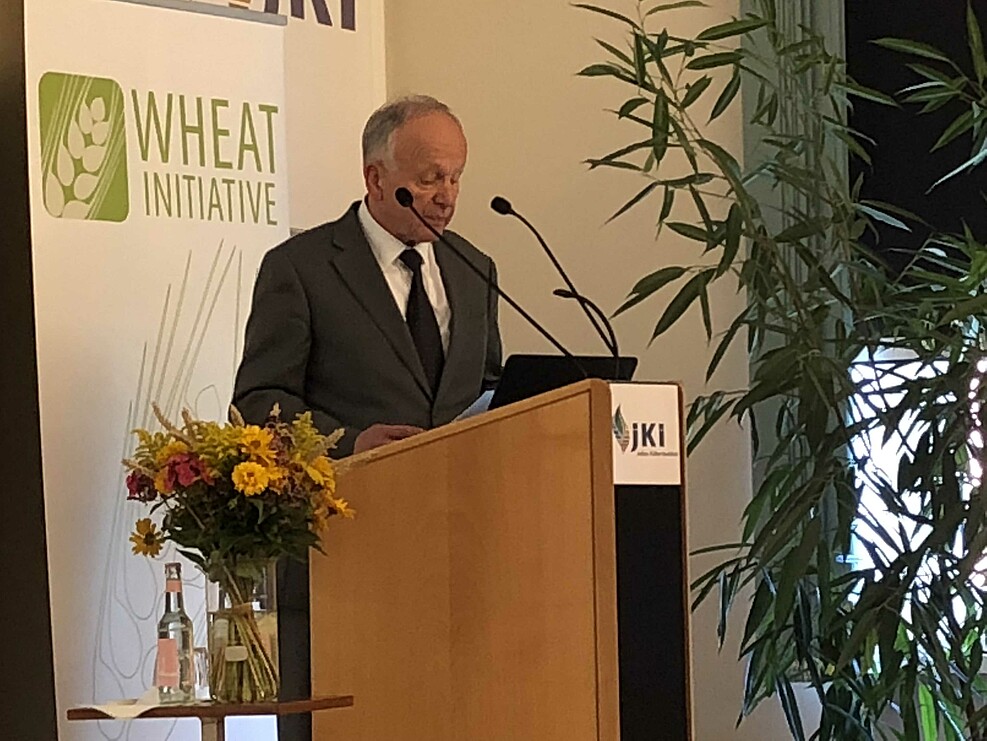 BMEL-Staatssekretär Dr. Hermann Onko Aeikens begrüßt die Akteure der Wheat Initiative am 3.7.2018 am JKI in Berlin-Dahlem