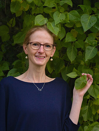 Dr. Karin Gorzolka