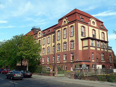 Historical department building of the JKI site in Berlin (Dahlem).
