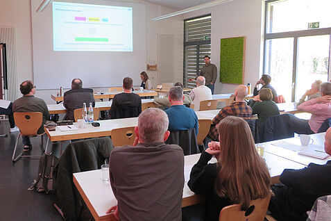 Betriebsleitertreffen des Demonstrationsbetriebsnetzwerk Pflanzenschutzreduktion Baden-Württemberg am Ihinger Hof. Foto: Maximilian Paluch JKI/BI
