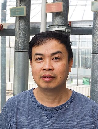 Dr. Bunlong Yim