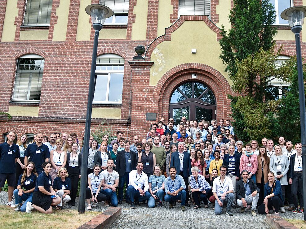 Gruppenfoto der Wissenschaftler/innen im ressortforschungsverbund RessortForschtKlima