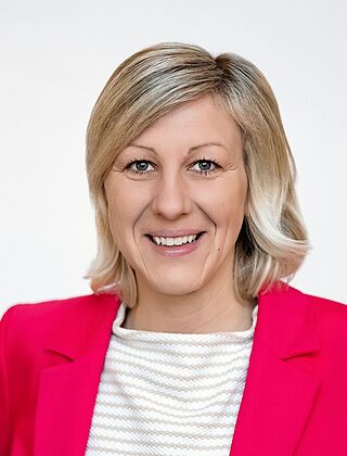Dr. Sabine  Andert