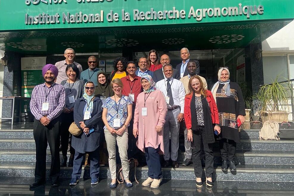 
	Die internationalen Workshop-Teilnehmenden diskutierten zweieinhalb Tage mit Mitgliedern der INRA und ICARDA über Möglichkeiten, Weizen besser an heißere und trockenere Klimabedingungen anzupassen.
