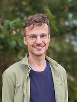 Dr. Martin  Pingel