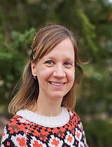 Dr. Theresa Kabakeris