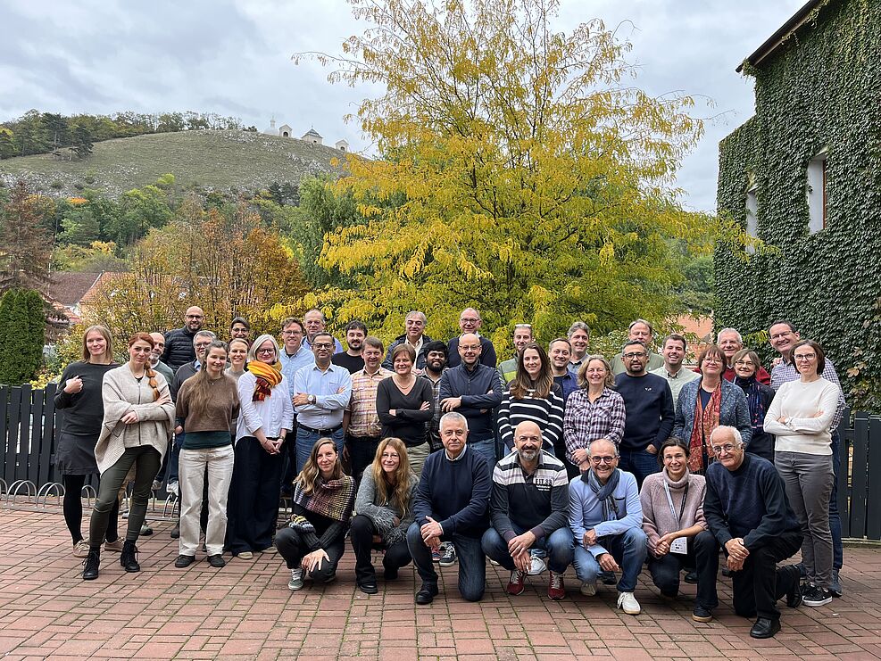 Group picture at the IOBC-WPRS General Assembly in Mikulov, Czech Republic. © Giselher Grabenweger