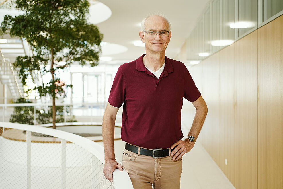 Prof. Dr. Wilhelm Jelkmann, Leiter des Instituts für Pflanzenschutz in Obst- und Weinbau am Julius Kühn-Institut in Ruhestand verabschiedet. ©JKI